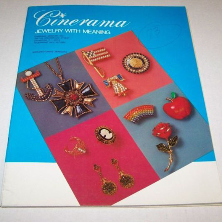 Catalogue de produits A3 A4 de grande taille imprimant la forme promotionnelle de portrait