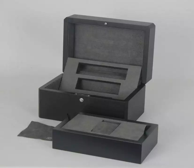 boîtes de empaquetage de luxe imprimées polychromes de Suichang de boîtes de 14x11x9cm